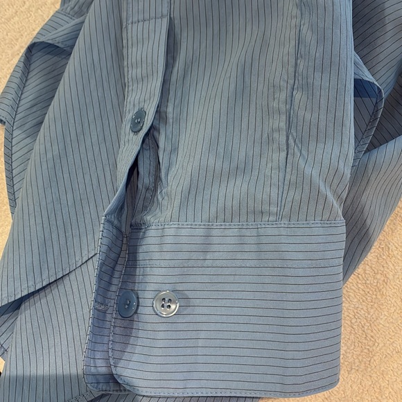 Banana Republic Light Blue Pinstripe Shirt, Size XS - Picture 9 of 10